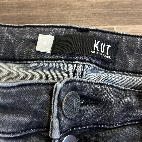 Kut from the Kloth Mia Grey Distressed Toothpick Skinny size 8 - Picture 3 of 6